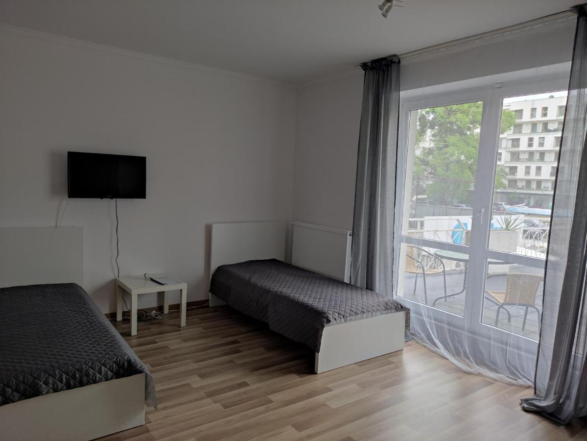 Sleepy3City Apartments 10 Lutego 23 กดิเนีย ภายนอก รูปภาพ